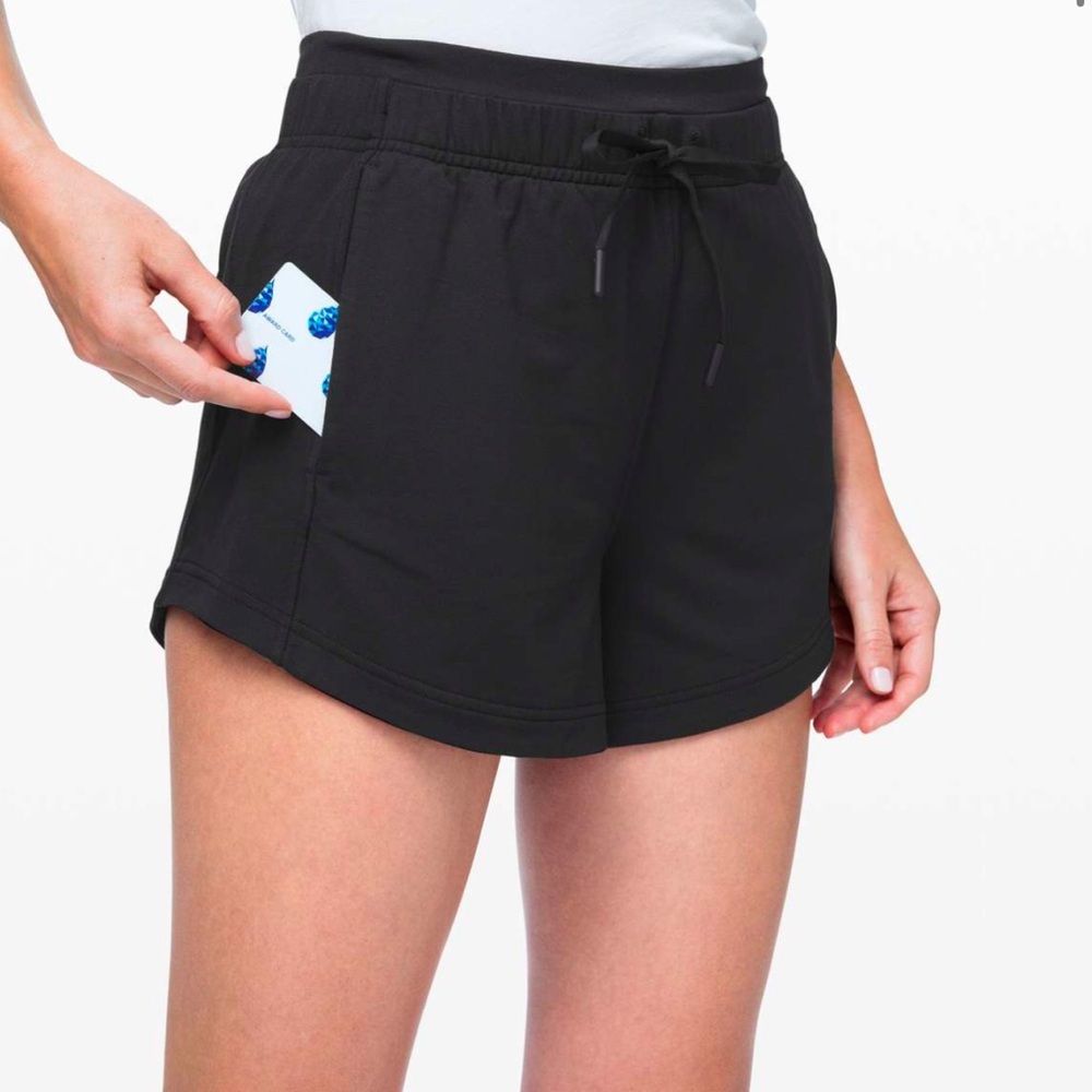 🖤Inner Glow Short 3”🖤